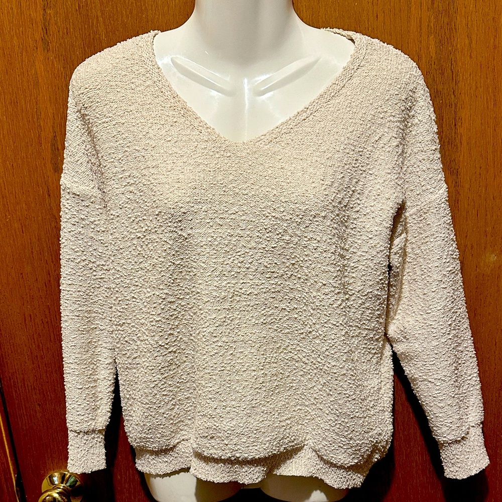 Dreamers Off-White V-Neck Sweater small medium